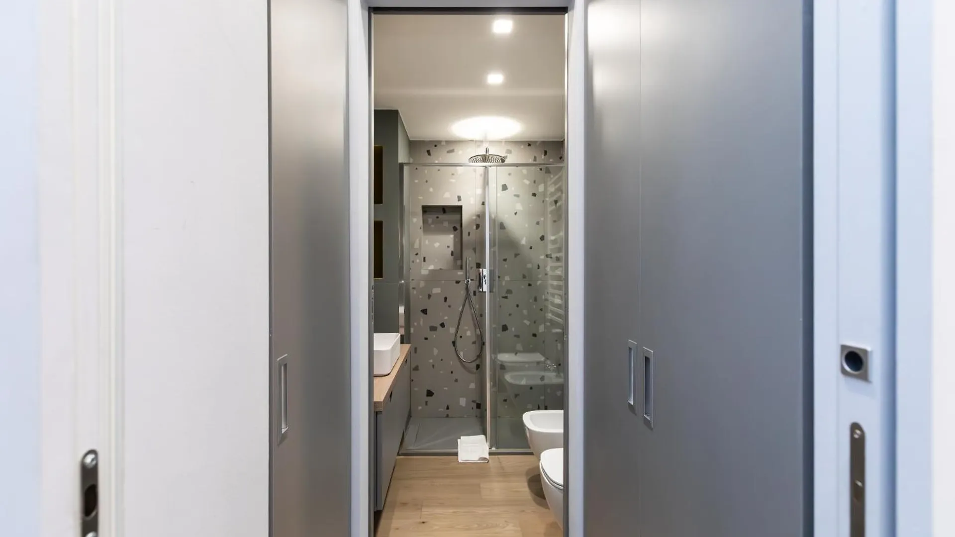 Magnoliaapartments - 11 Manara Center Μιλάνο 0*,
